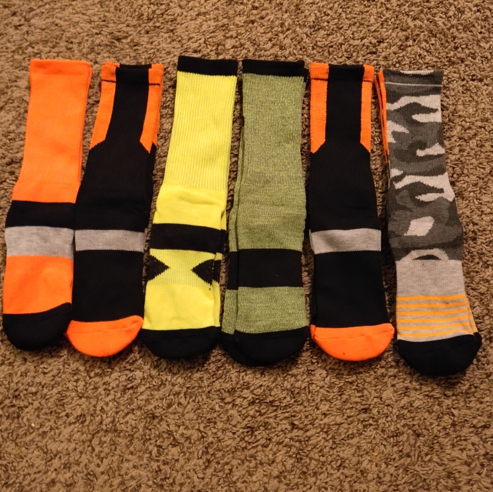 Boy's crew socks large